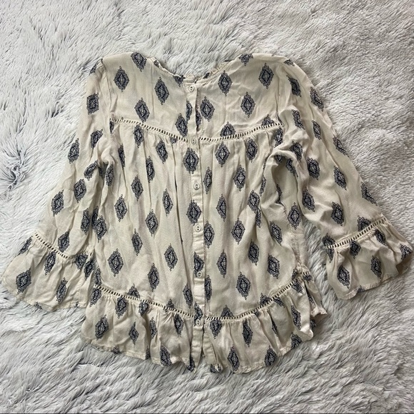 Lucky Brand 3/4 Sleeve Top - Picture 2 of 2